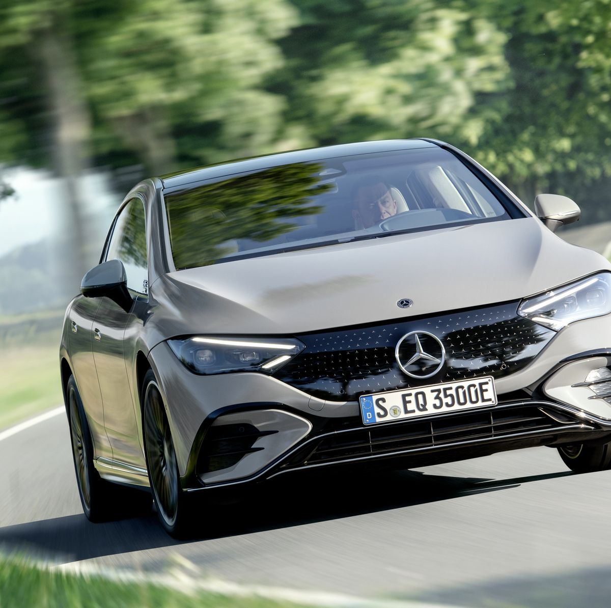 Mercedes EQE: características, precios y test de conducción