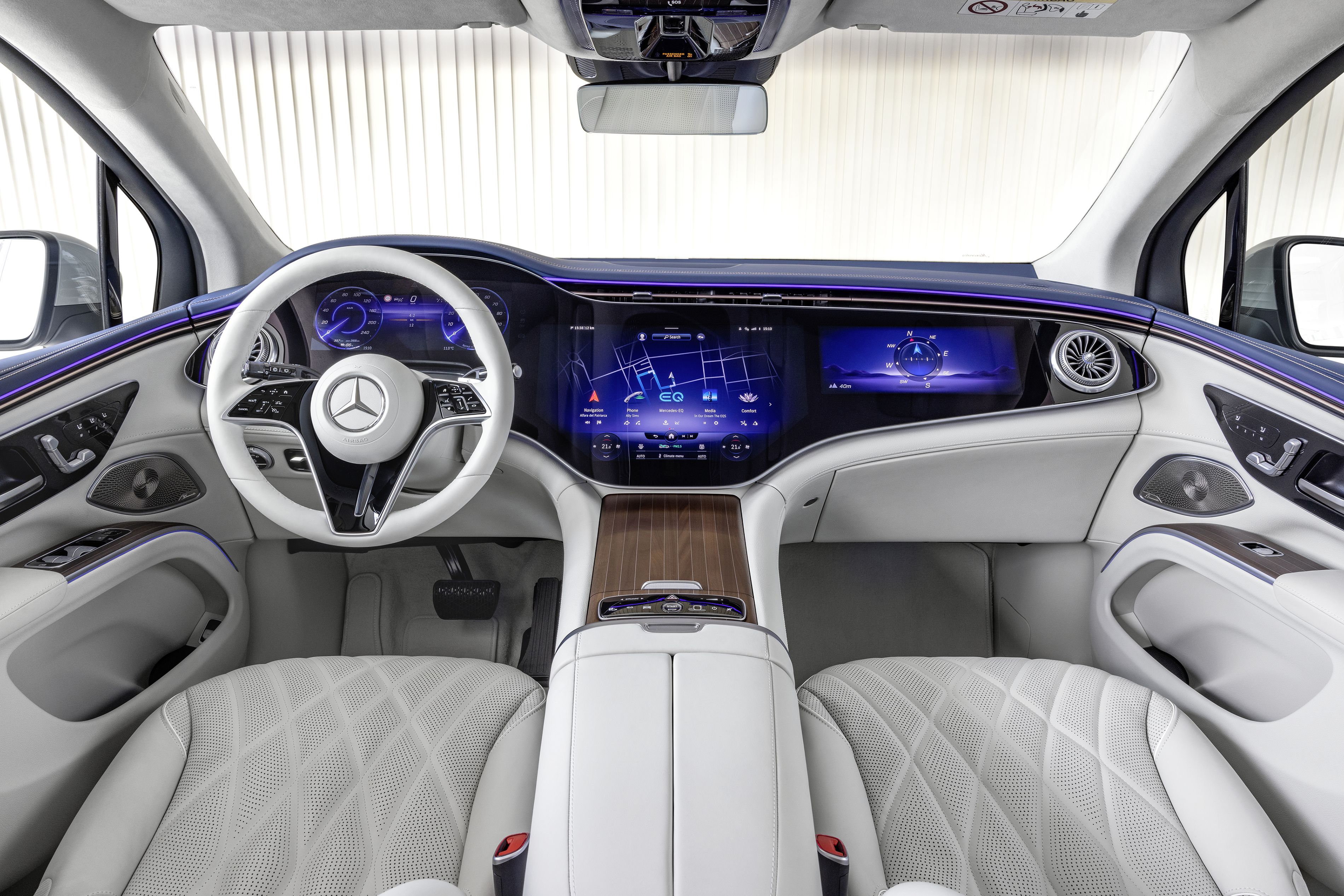 Mercedes-Benz EQS SUV