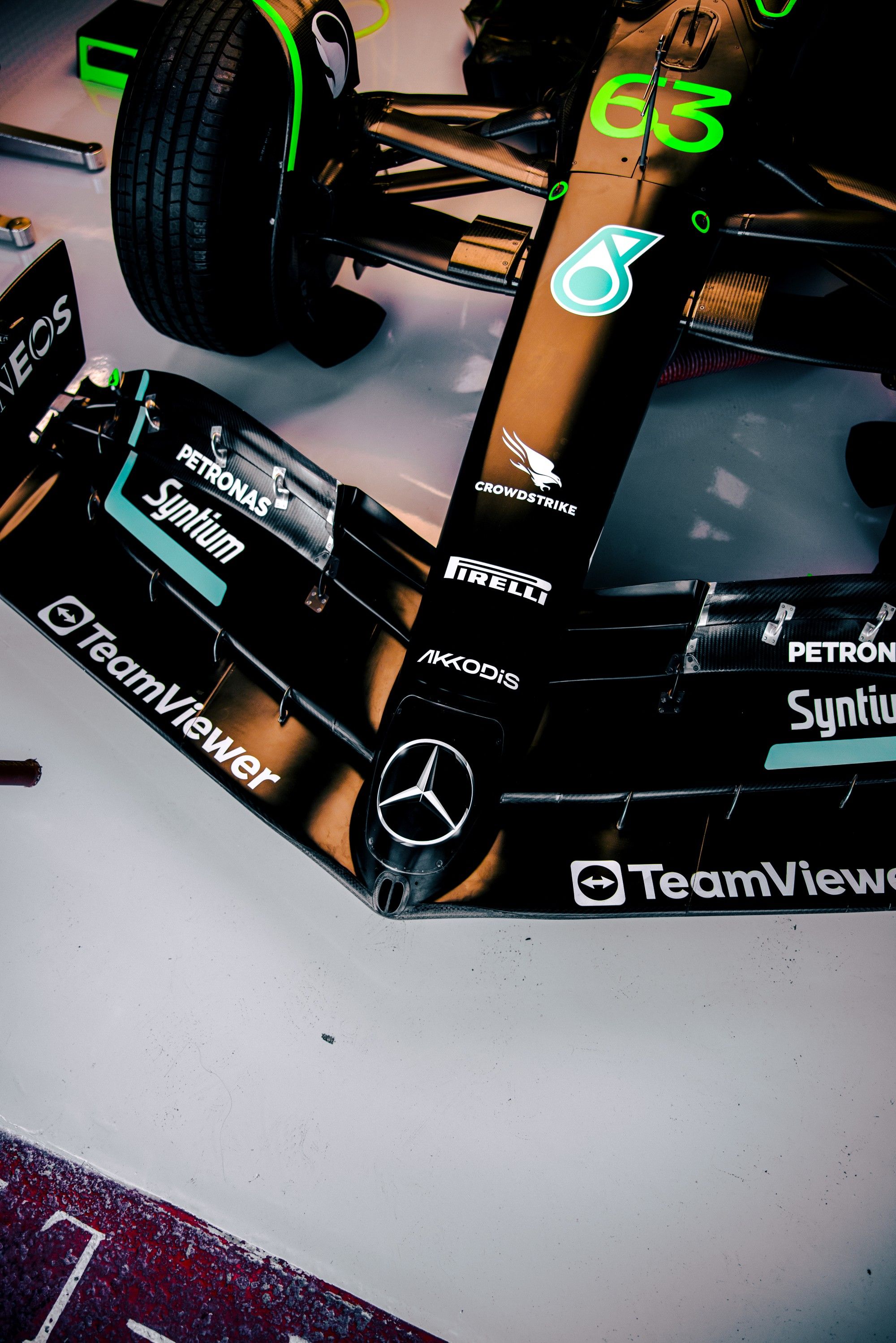 Mercedes W14 para la F1 2023 vuelve al decorado negro