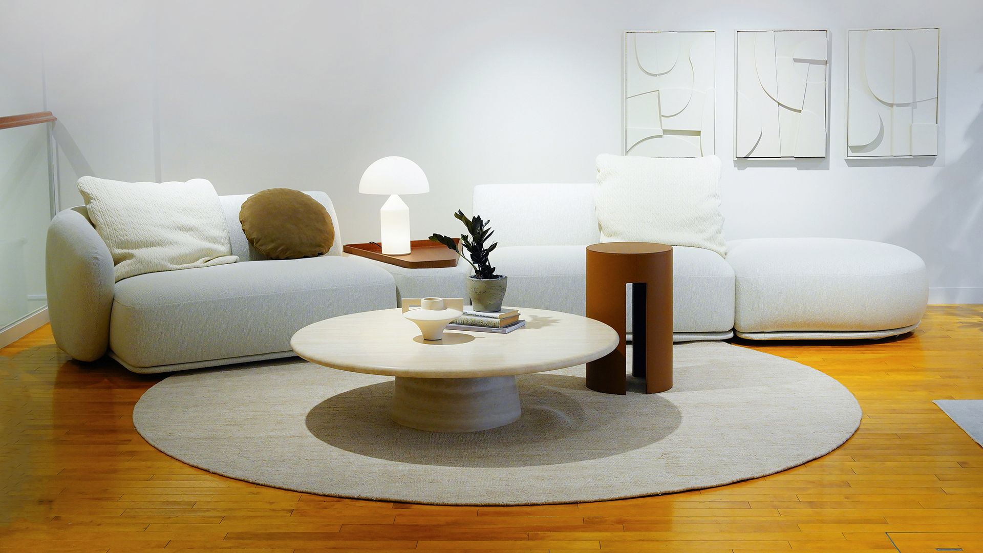 イタリア家具ブランド、メリディアーニのショールームが東京 ...