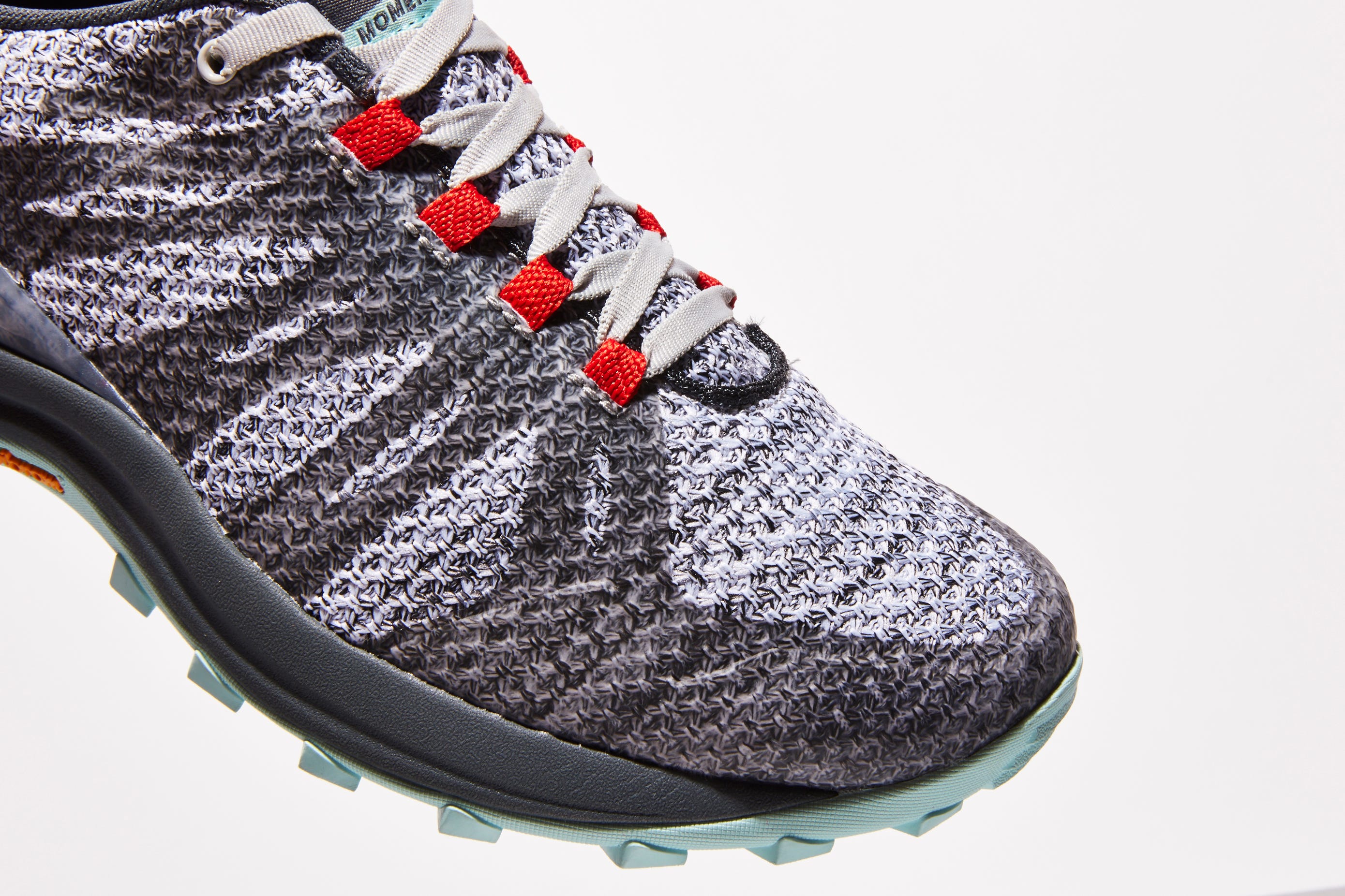 Footwear, White, Shoe, Sportswear, Grey, Outdoor shoe, Sneakers, Hiking boot, Athletic shoe, Walking shoe, 
