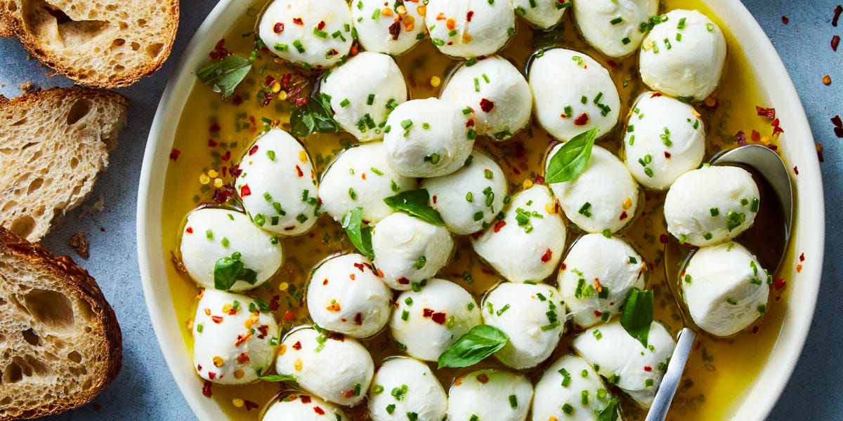 preview for Merry Mozzarella Bites Are The Ultimate Easy Holiday App