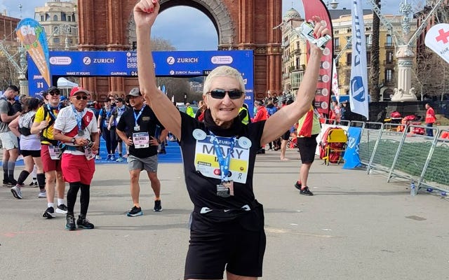 mary palmer, la corredora de 80 años del maratón de barcelona