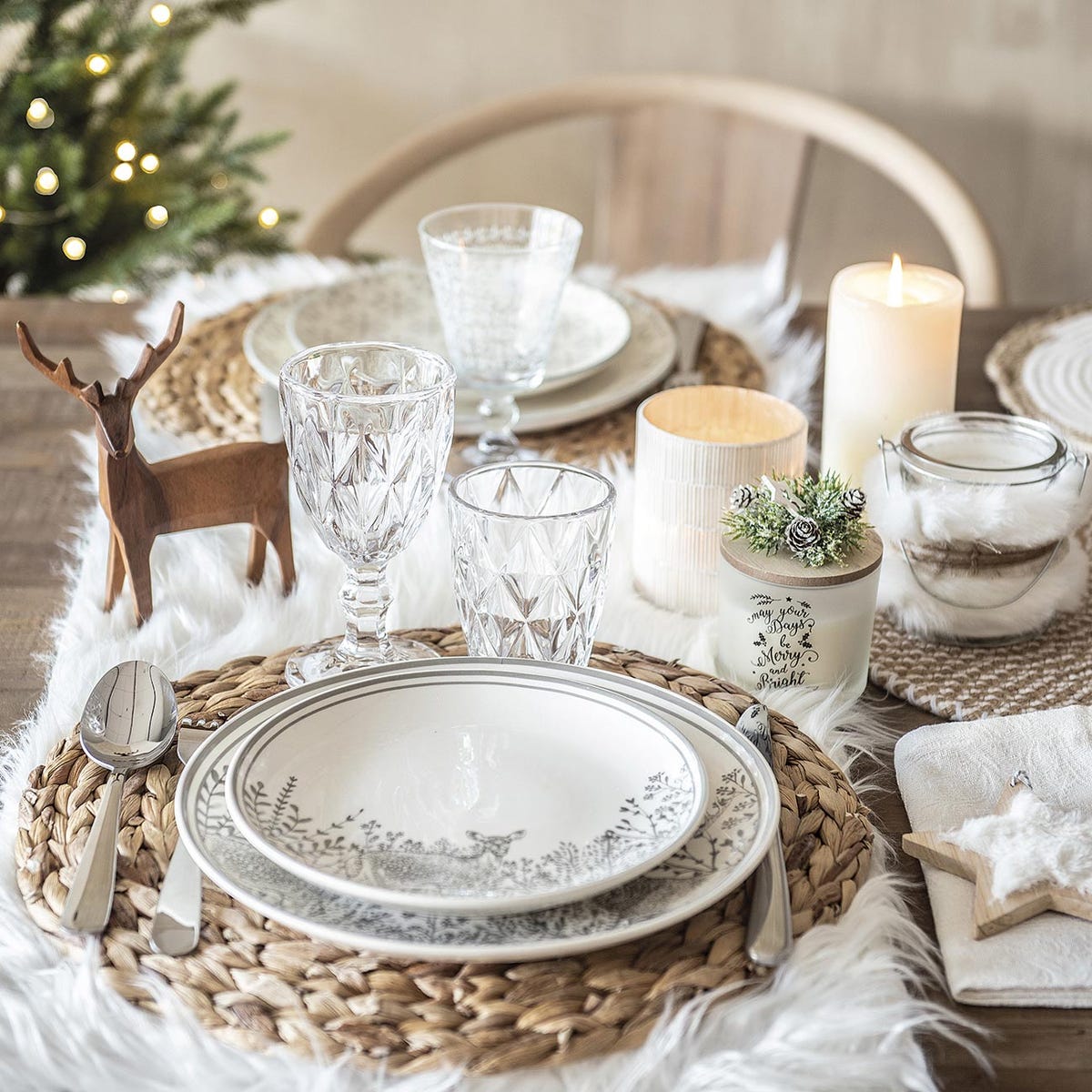 mesa adornada en navidad