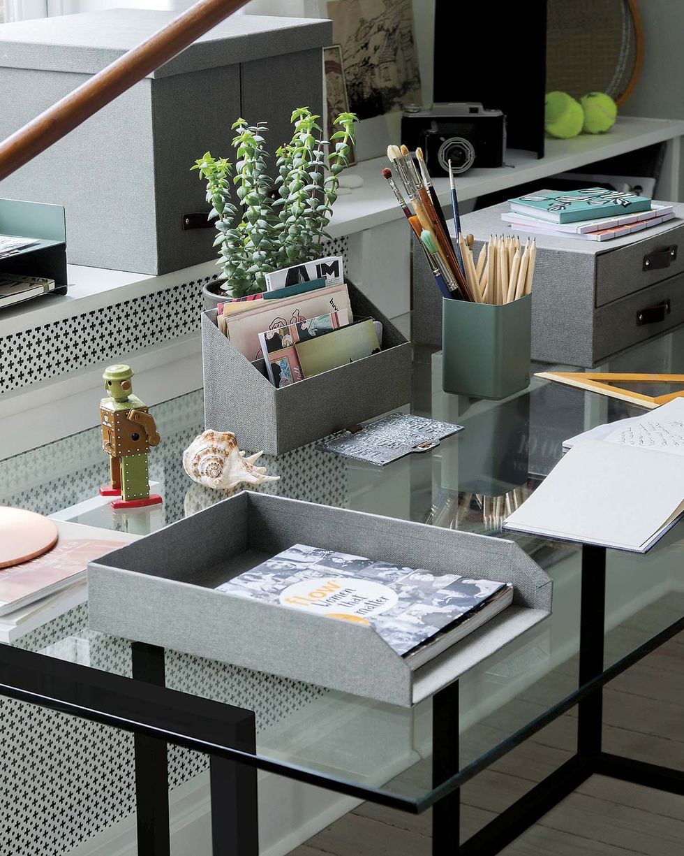 Éstos organizadores rústicos de  son perfectos para sumar calidez,  orden y minimalismo a tu escritorio a la hora de trabajar desde casa