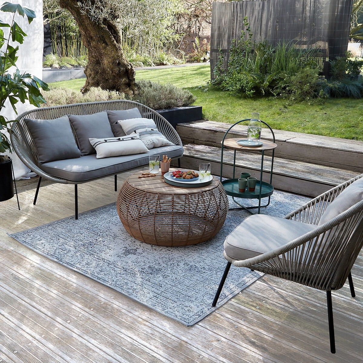 Guau Poner la mesa capacidad 10 mesas de exterior con mucho estilo para decorar tu jardín