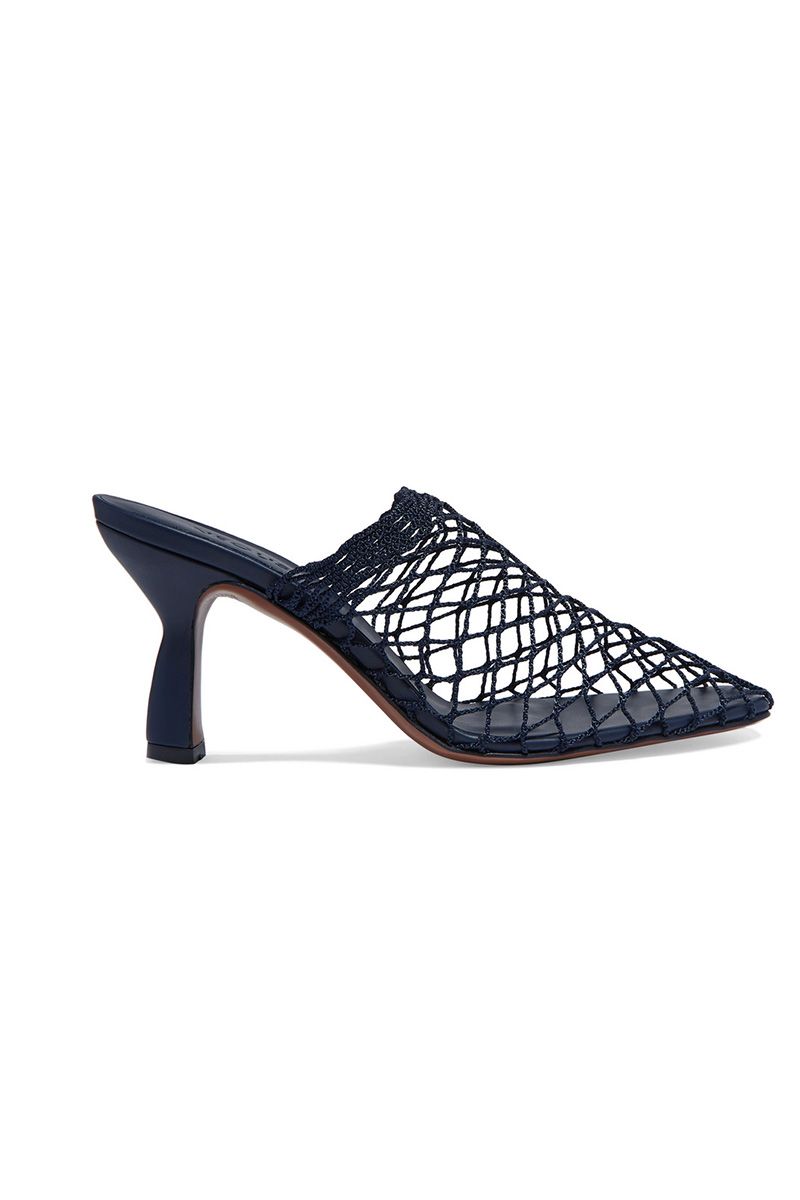 Everyone's Wearing The Bottega Veneta Mesh Pumps