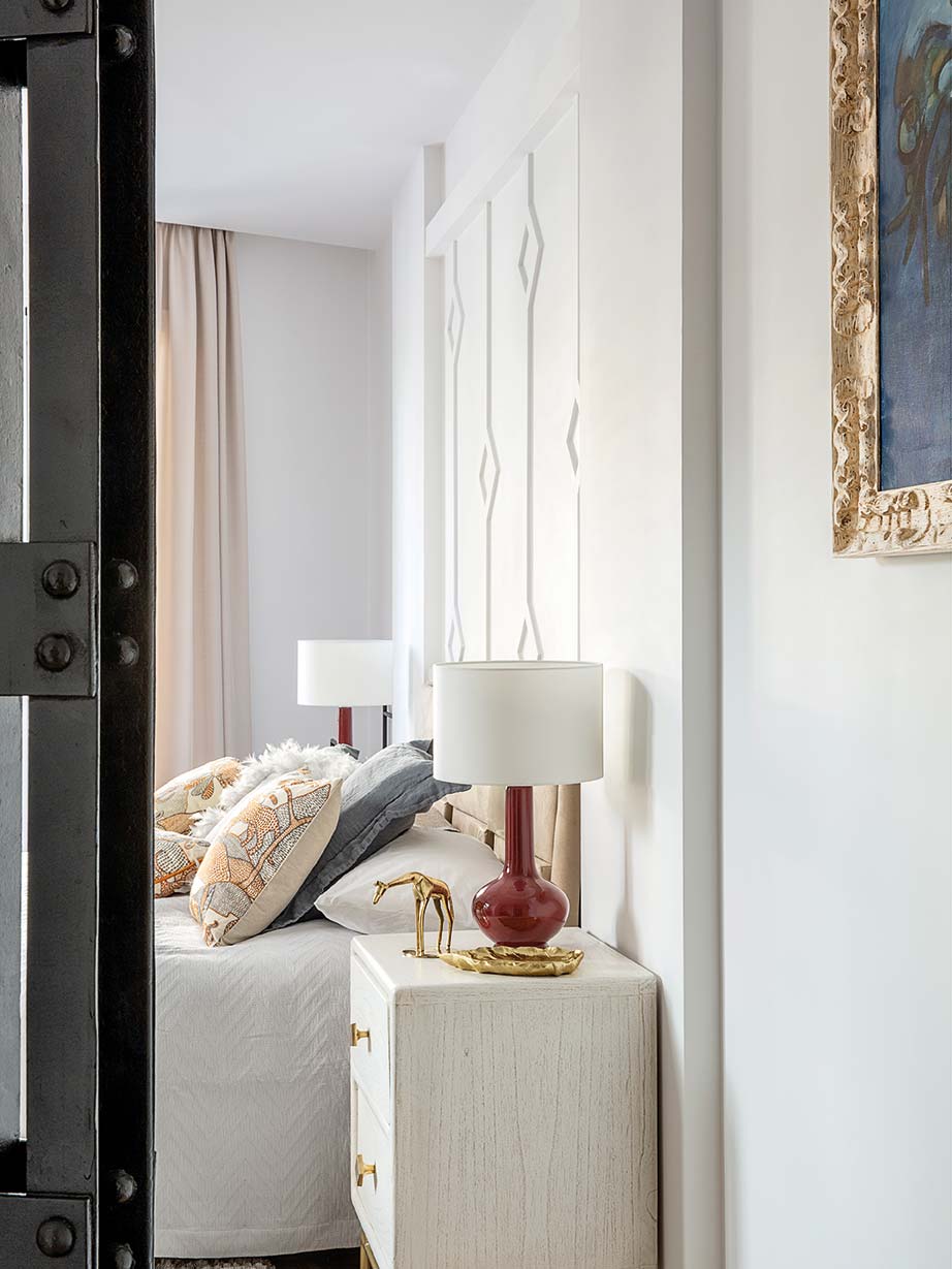 Room, Furniture, Interior design, Property, Wall, Bedroom, Door, Floor, Table, House, 