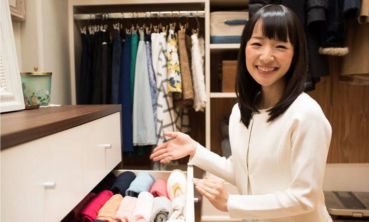Cómo ordenar el armario para que entre más ropa? Los trucos fáciles e ideas  prácticas de H&M Home que copiaría Marie Kondo