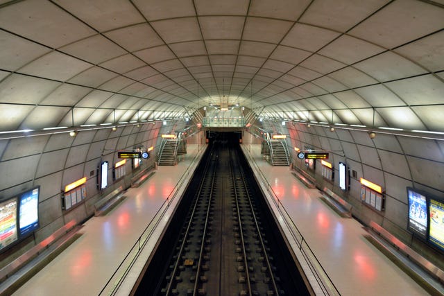Metro Station