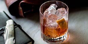 Drink, Alcohol, Ice cube, Alcoholic beverage, Distilled beverage, Old fashioned glass, Old fashioned, Liqueur, Godfather, Rusty nail, 