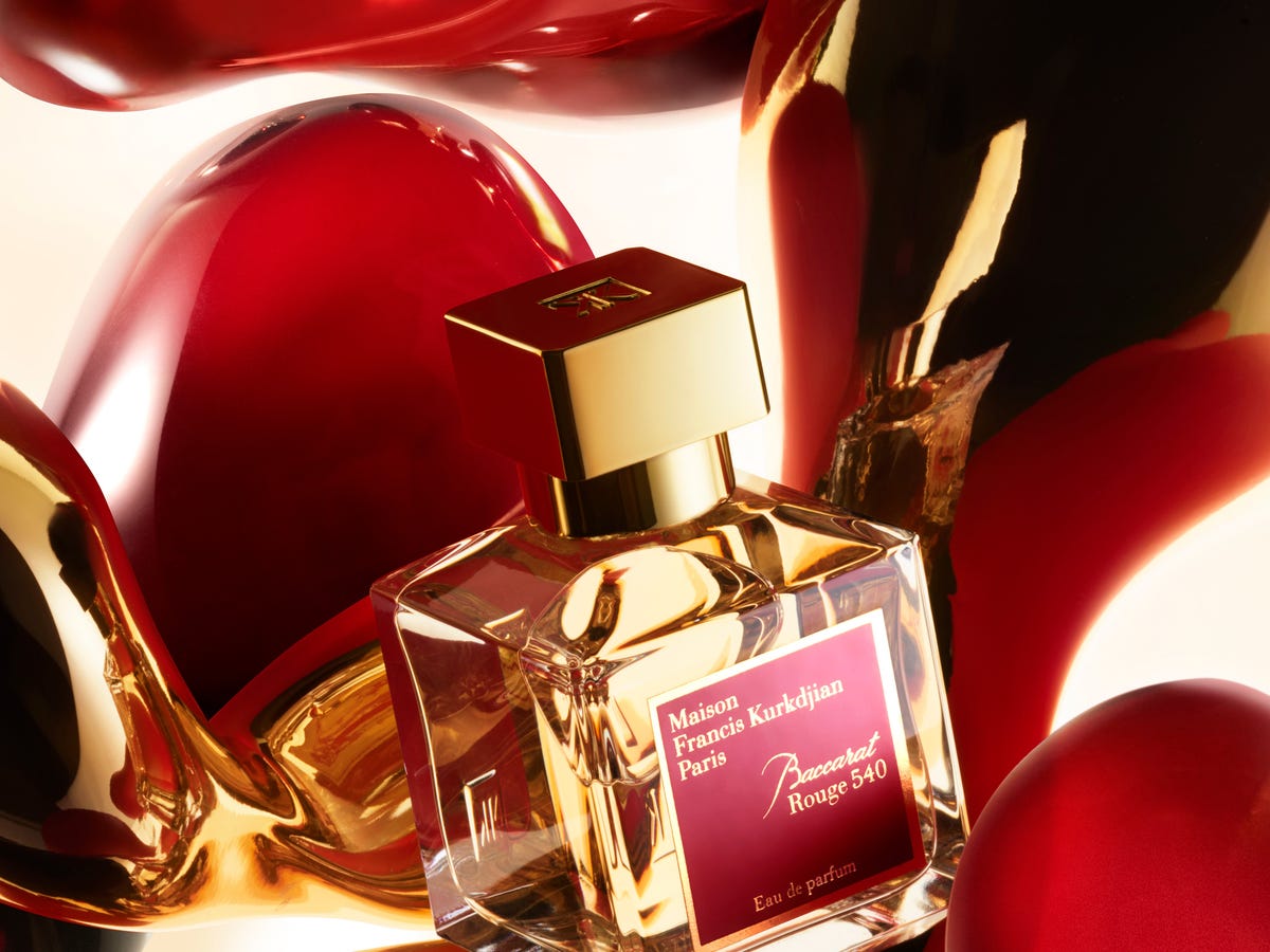 Baccarat Rouge 540 Perfume: A Review of the Trendy Luxury Scent