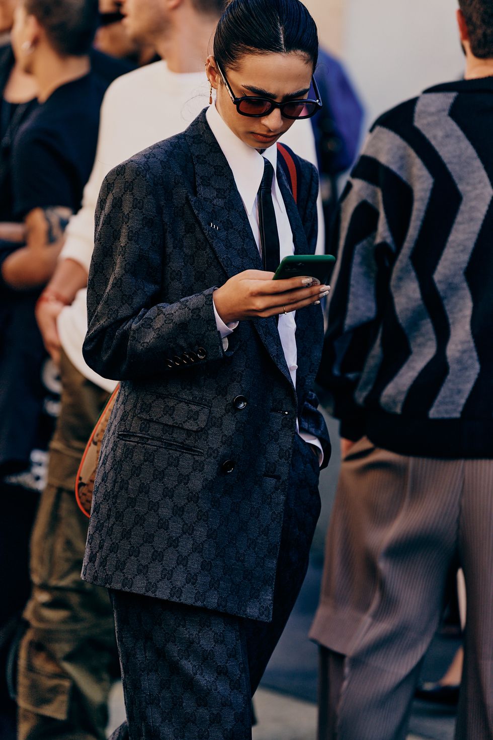 How to Style your Louis Vuitton and Gucci Bags - Which Style Suits You? Street  Style Milan 