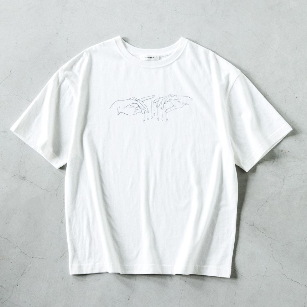 White, T-shirt, Clothing, Sleeve, Product, Top, Shirt, Blouse, 