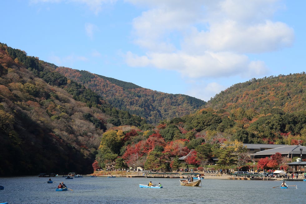 京都　大堰川の保津川下り