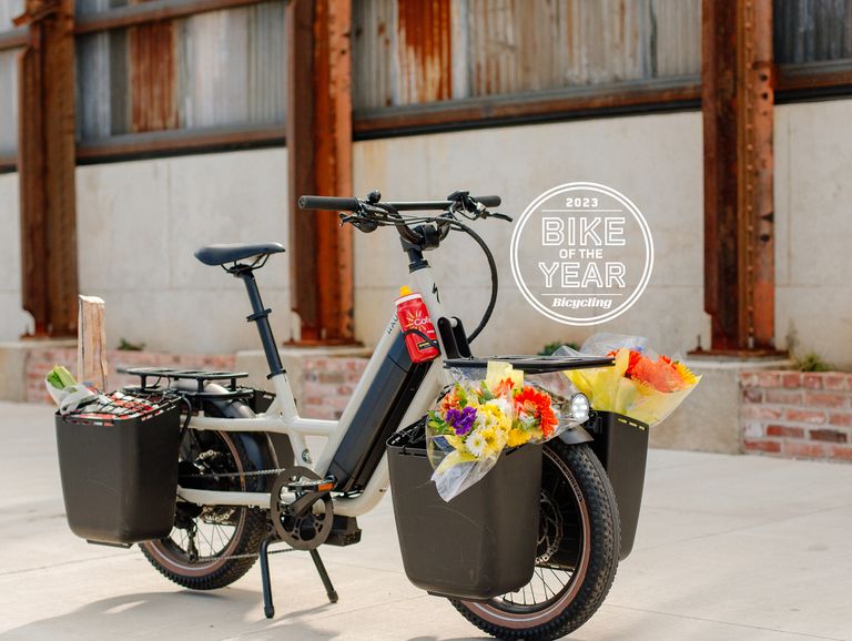 Ga terug Ambient Rechtsaf Specialized Globe Haul ST Cargo Bike Review | Best E-Bikes 2023