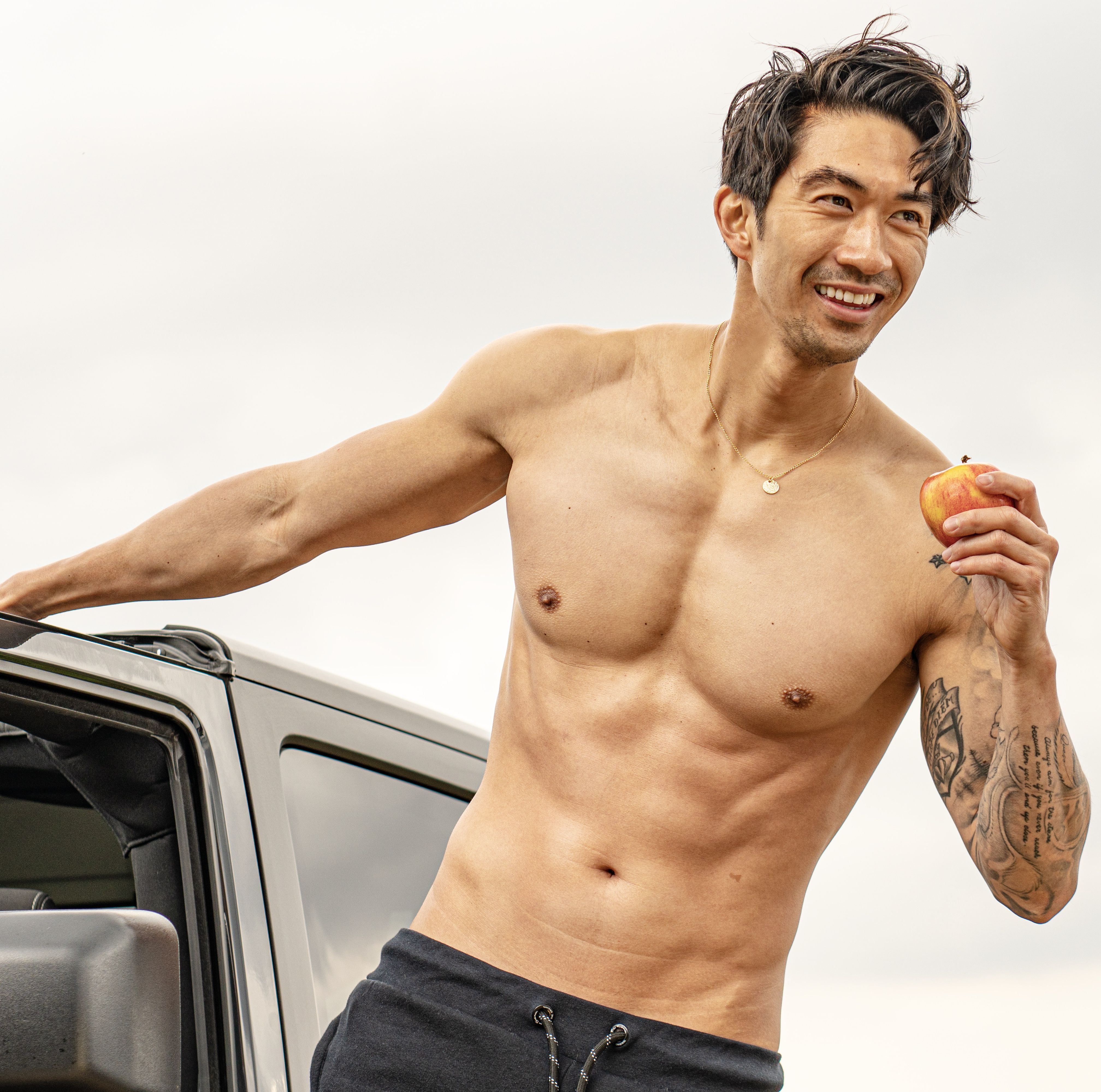 How Celebrity Chef Ronnie Woo Lives Deliciously While Staying Shredded