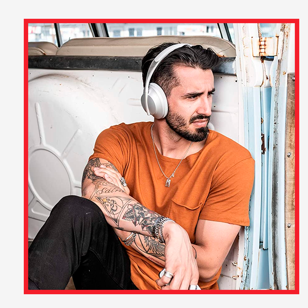5 Travel Headphones to Drown Out All That Unwanted Noise