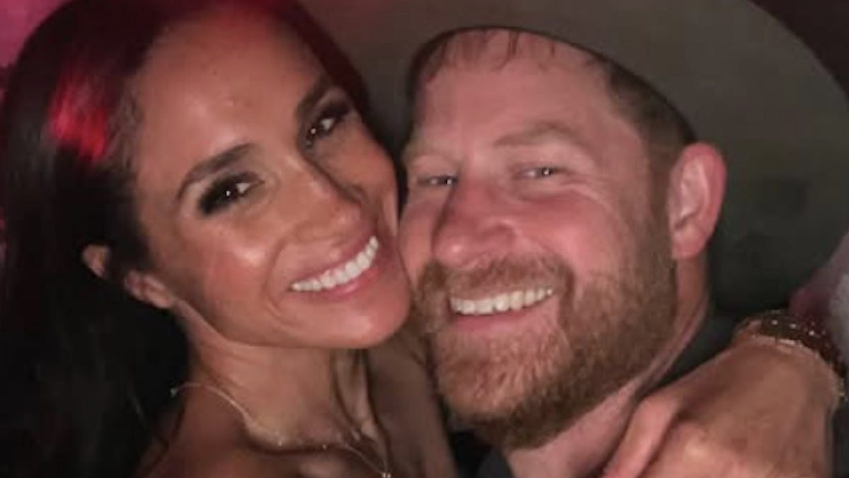 Meghan ve Harry'nin Oprah Röportajından 7 Bomba için önizleme
