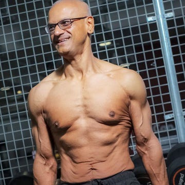 Barechested, Muscle, Bodybuilder, Arm, Chest, Abdomen, Bodybuilding, Glasses, Eyewear, Neck, 