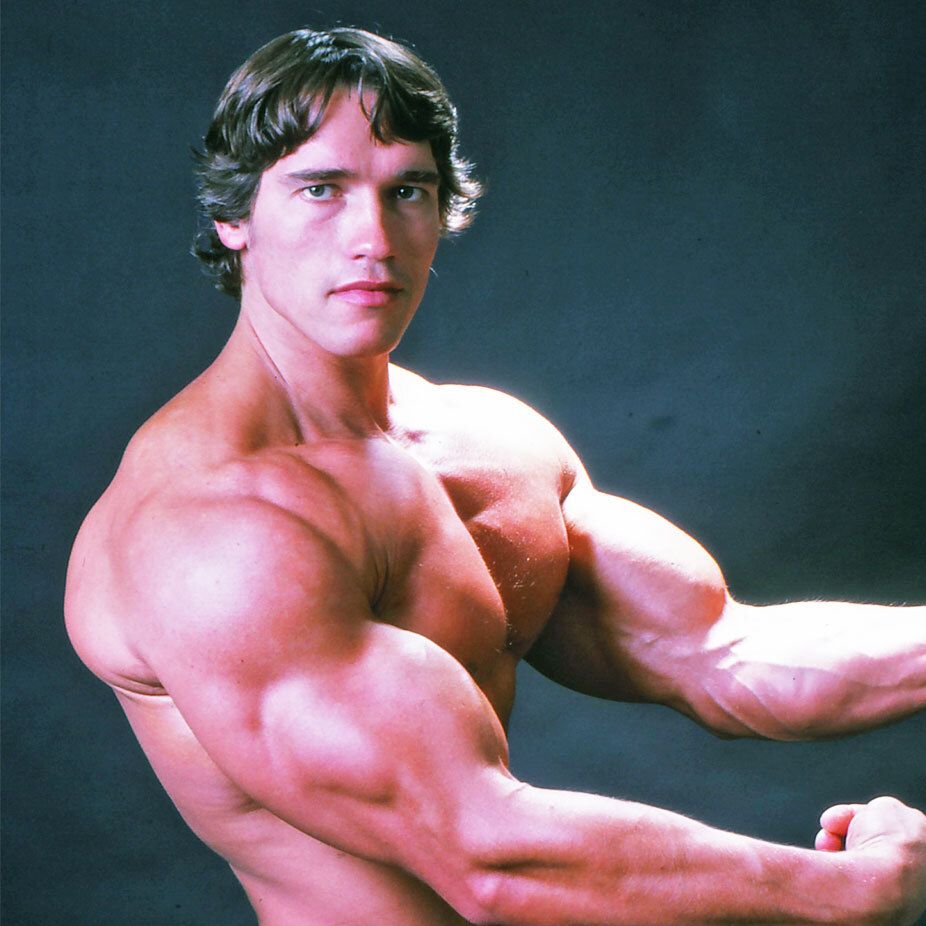 Bodybuilder Jujimufu Tries Arnold Schwarzenegger's Chest Workout