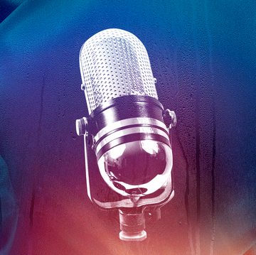 Microphone, Water, Audio equipment, Technology, Electronic device, Glass, 