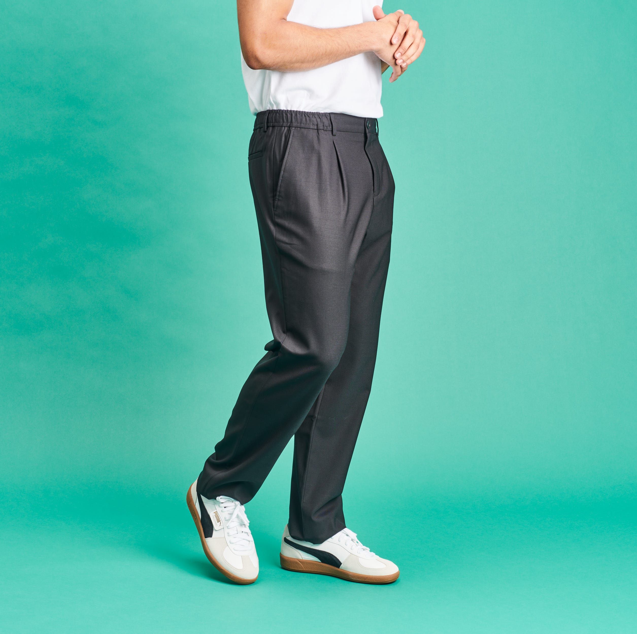 These $49 Pants Are Comfortable Enough for 12 Hour Flights