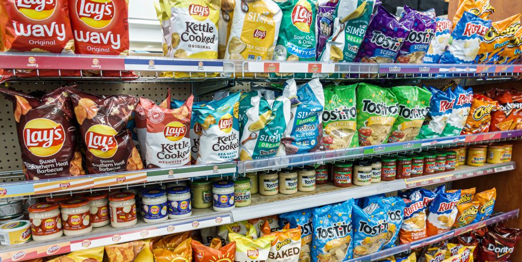 miami beach, florida, convenience store junk food potato chips snack food display