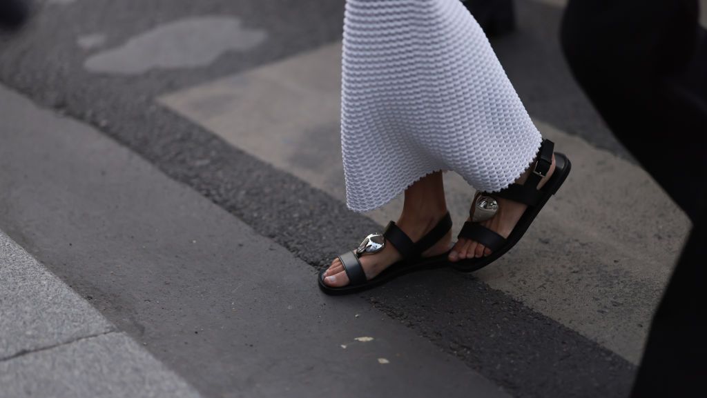 Los zapatos planos del street style de la Alta Costura París más bonitos de la temporada