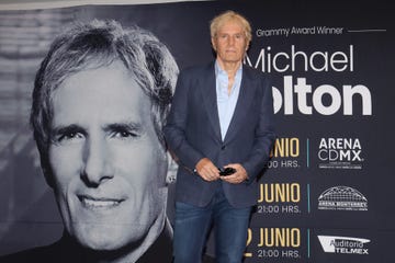 michael bolton poses for photos during a press conference at hotel presidente intercontinental on june 5, 2023 in mexico