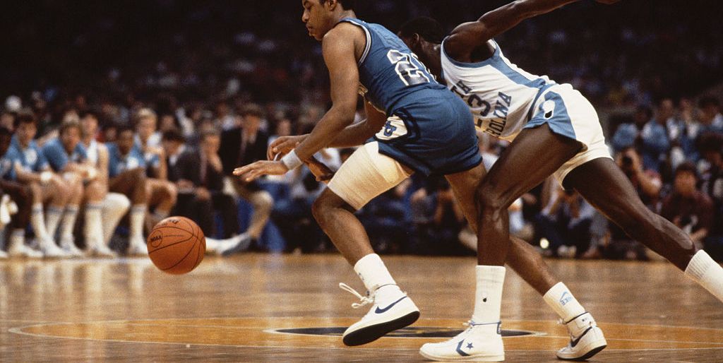 Michael Jordan Reaching For the Ball