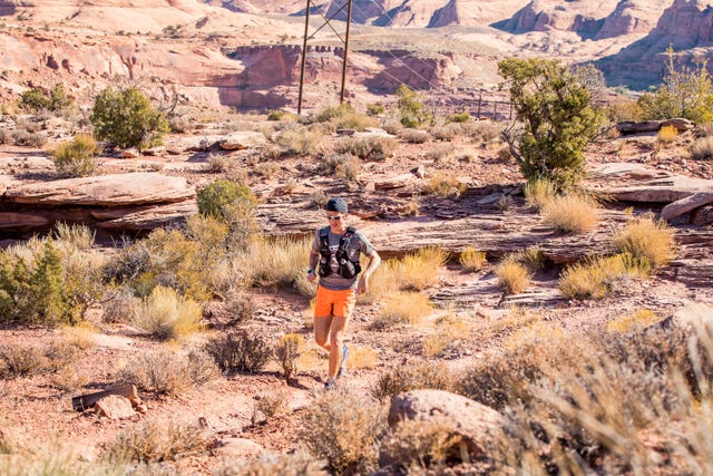 Michael McKnight runs Moab 240 in 2019