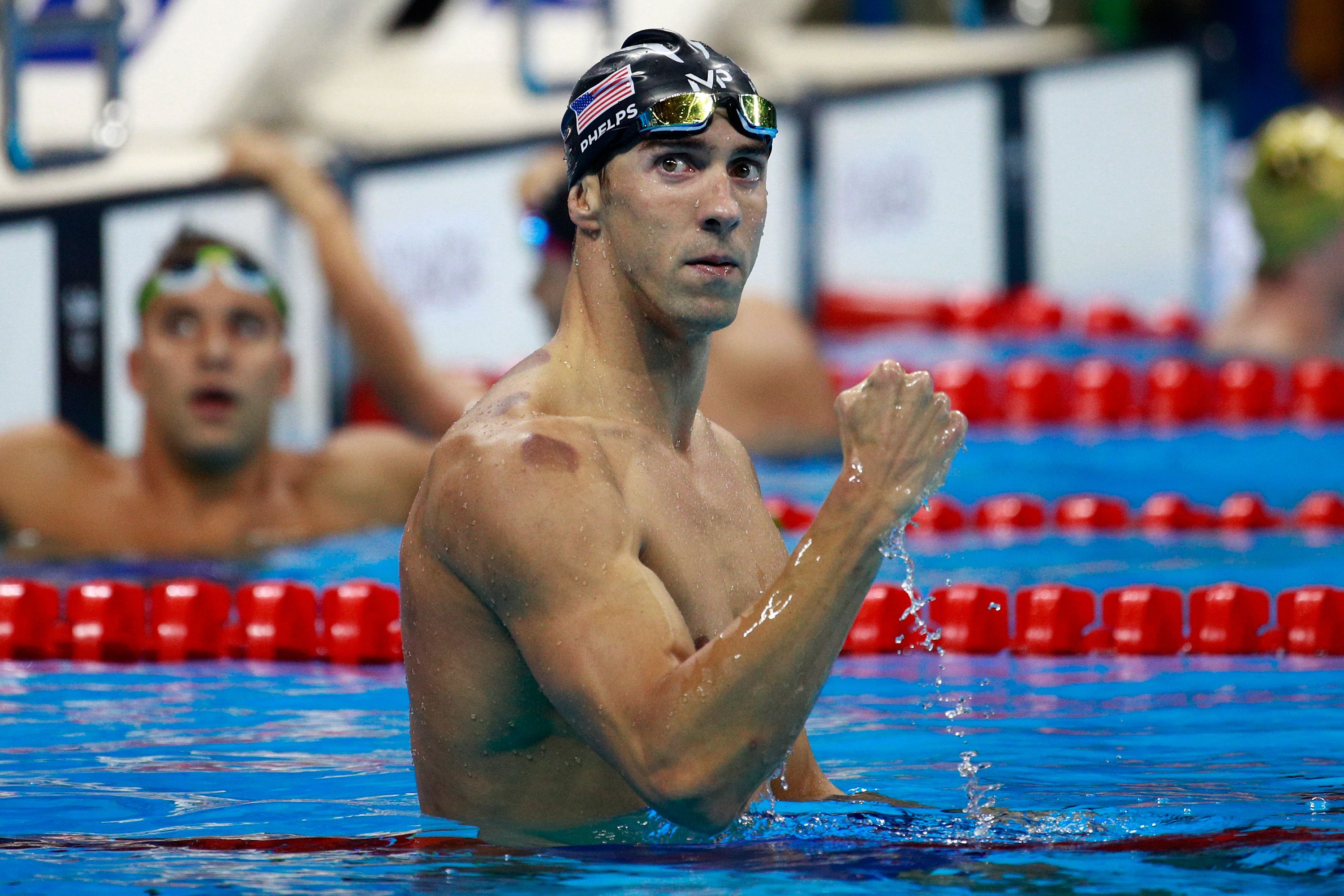 michael phelps back muscles