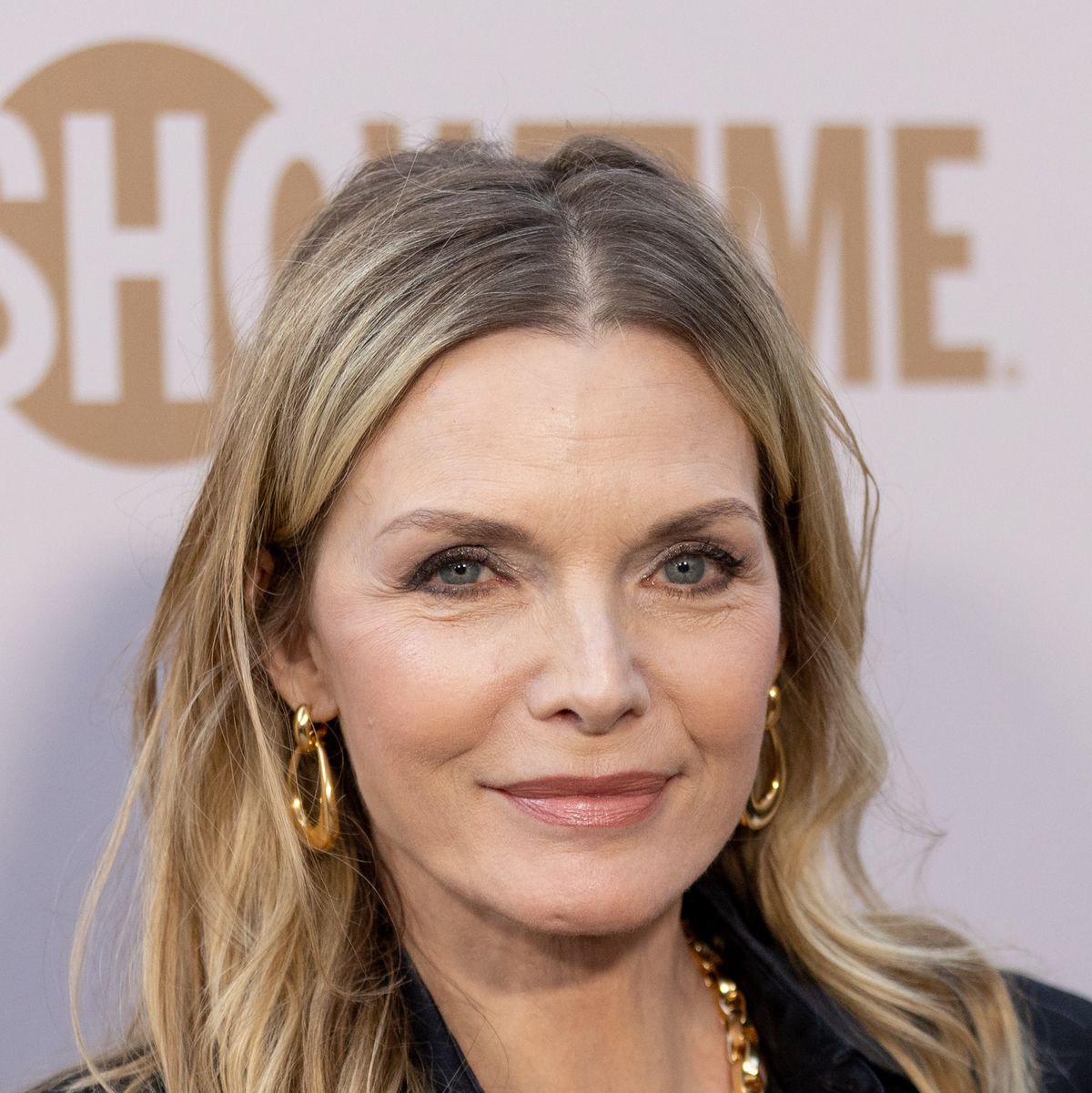 At 65, Michelle Pfeiffer Is Unrecognizable In A No-Makeup IG Selfie