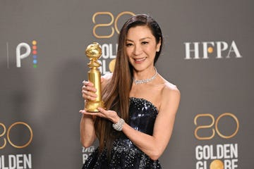 michelle yeoh winning a golden globe