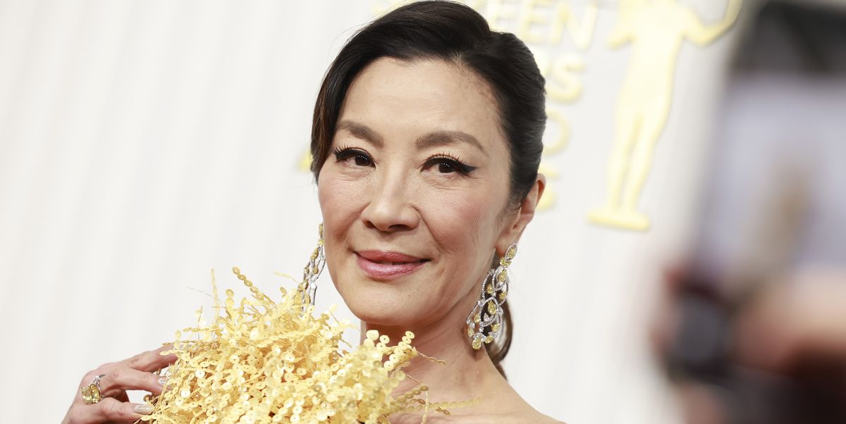 michelle yeoh at 29th annual screen actors guild awards arrivals