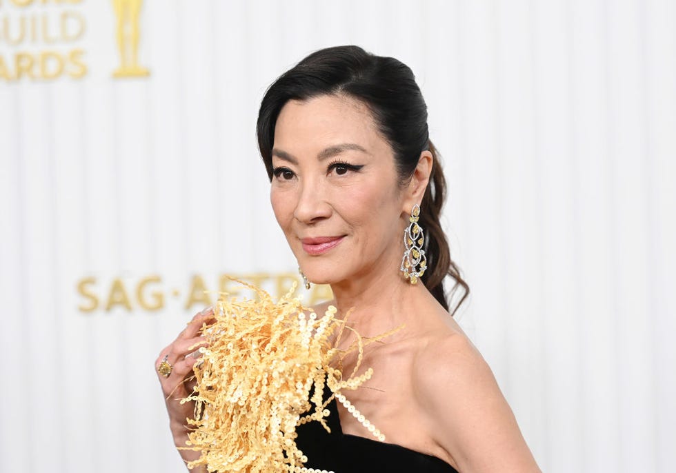 michelle yeoh sag awards
