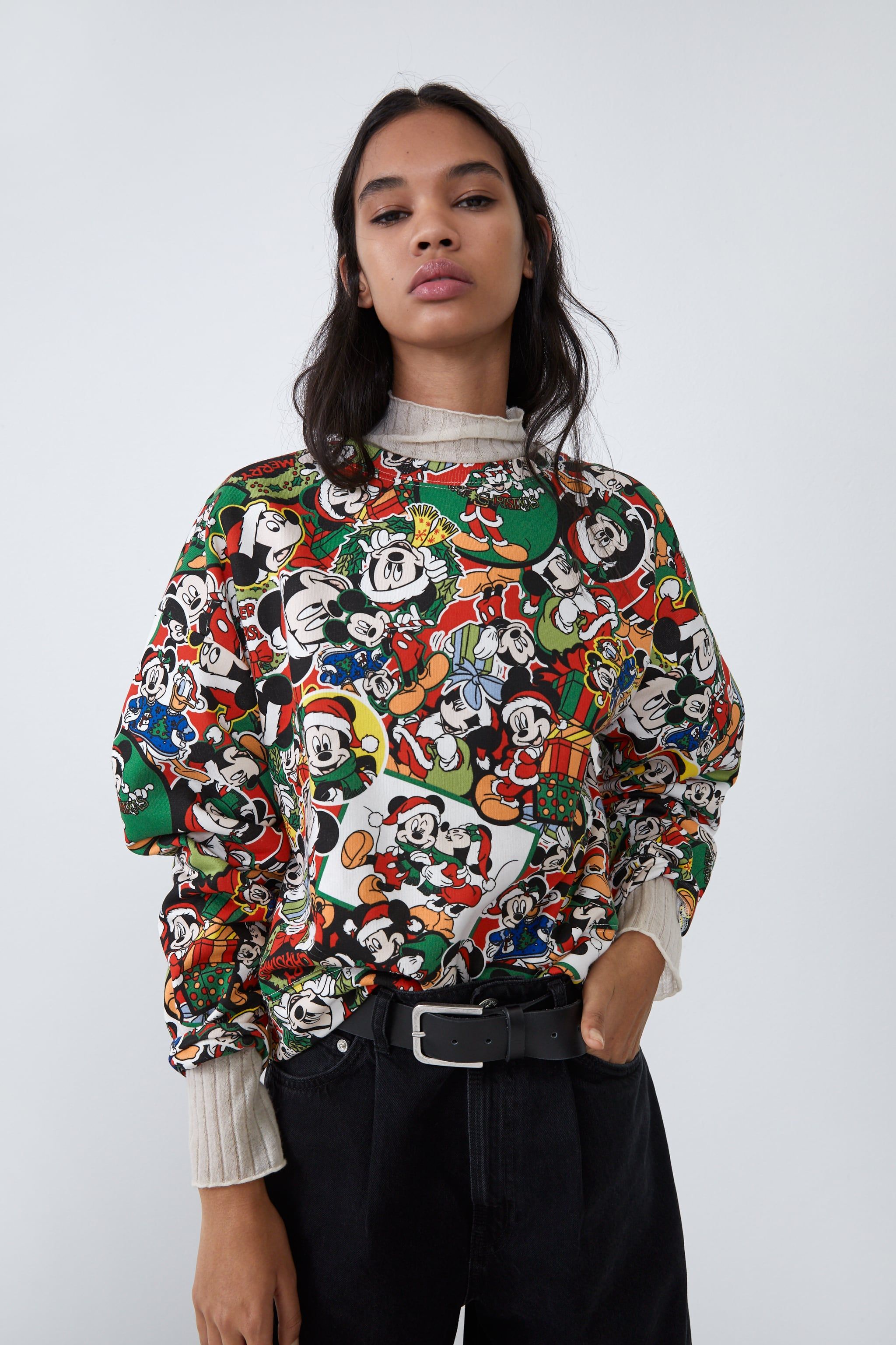 El jersey navideño de Zara querrás de Mickey Mouse