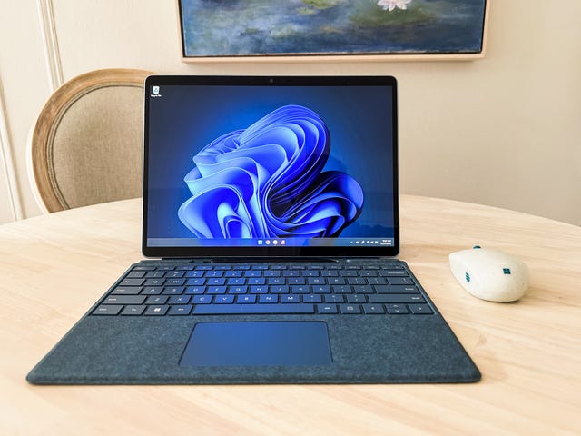 Microsoft Surface Pro 9 Review: The Best 2-in-1 PC to Get Right Now