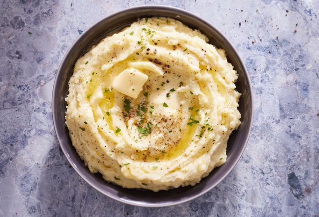 microwave mashed potatoes with butter and chives