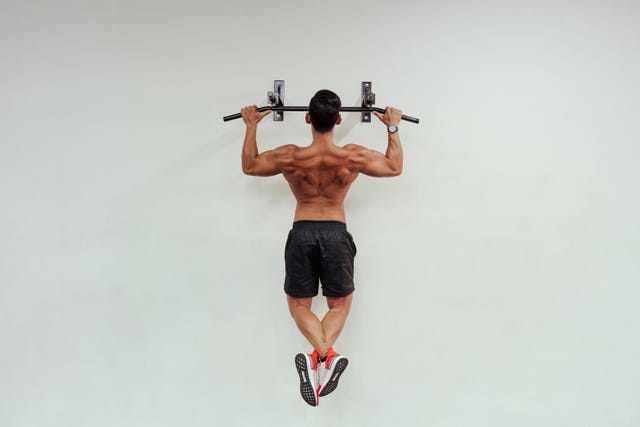 22 Best Back Exercises & Back Workouts For Building Muscle