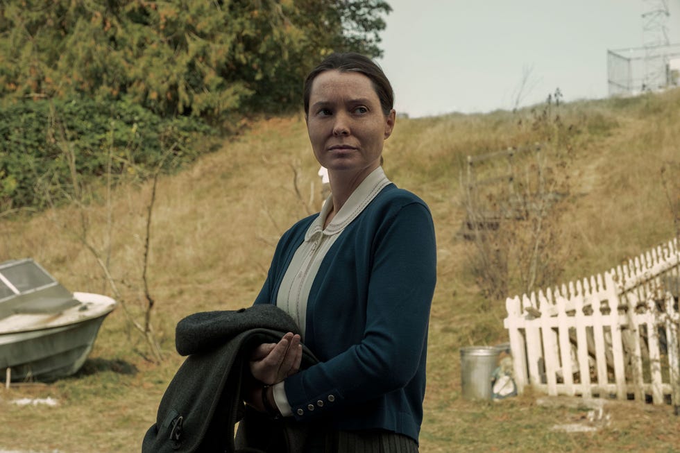 samantha sloyan en misa de medianoche