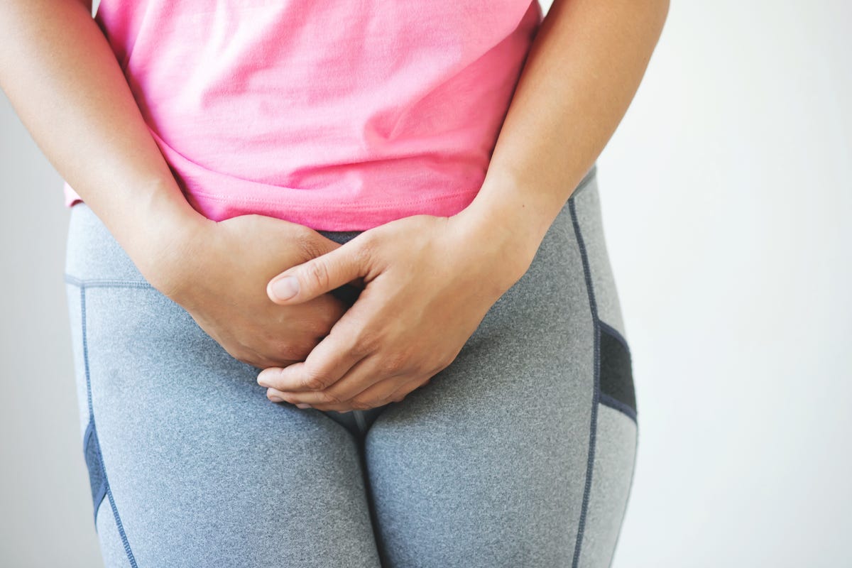 11 Home Remedies to Stop Vaginal Itching, According To OB-GYNs