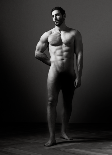 miguel ángel silvestre, desnudo en la revista esquire