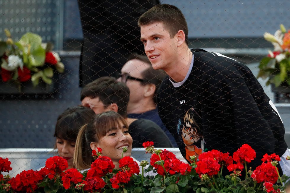 Aitana Ocaña y Miguel Bernardeau