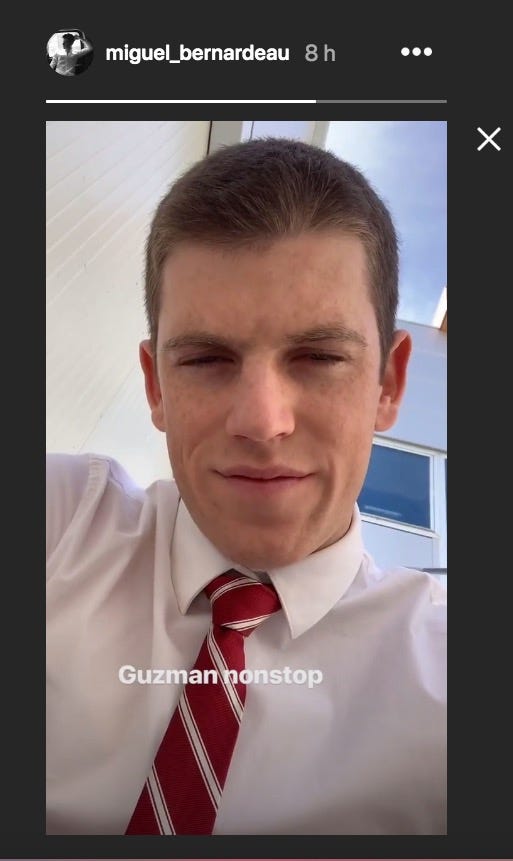 Miguel Bernardeu en la grabación de la segunda temporada de Élite.