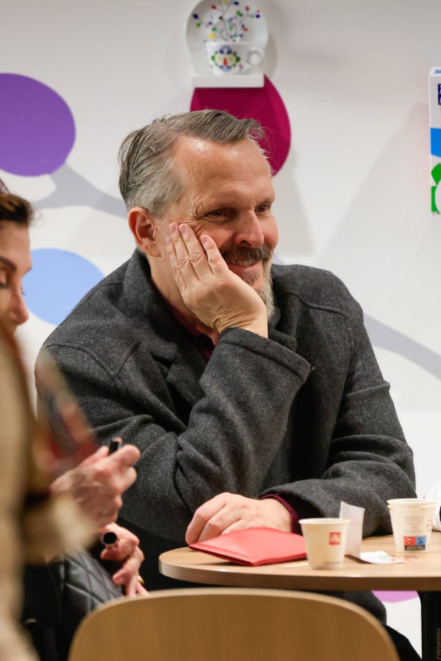 miguel bosé