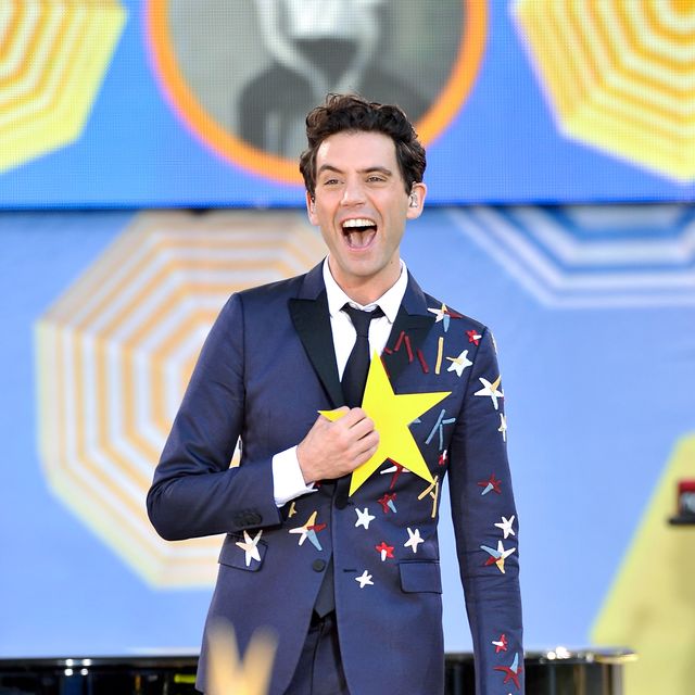 new york, ny   july 03  mika performs on abcs good morning america at rumsey playfield, central park on july 3, 2015 in new york city  photo by d dipasupilfilmmagic