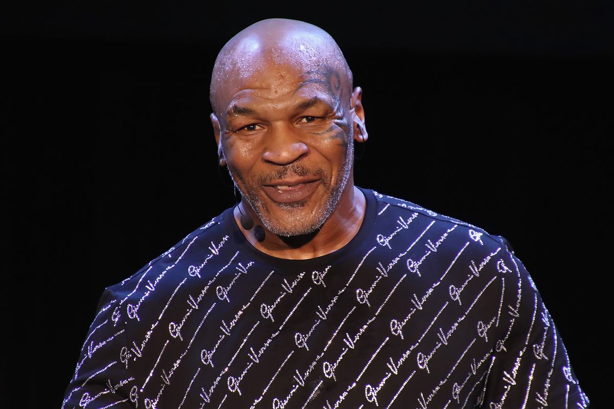 mike tyson performs his one man show "undisputed truth"