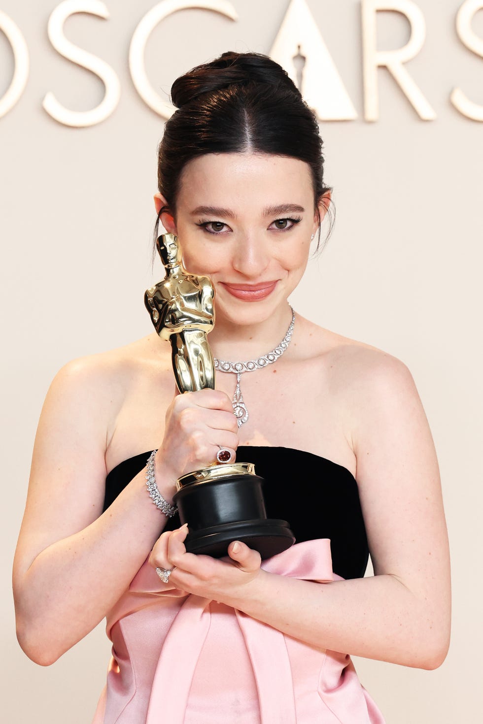 mikey madison anora premios oscar 2025